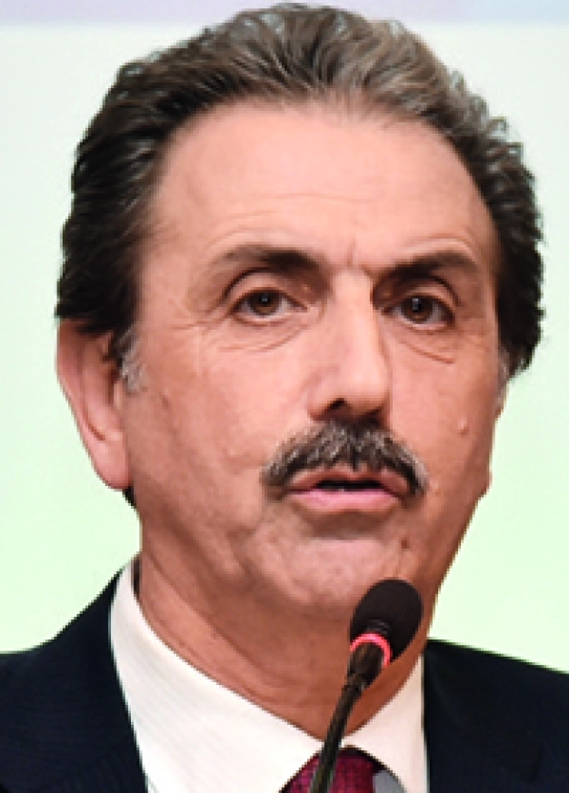 Sistem değişikliği tercih değil zaruret