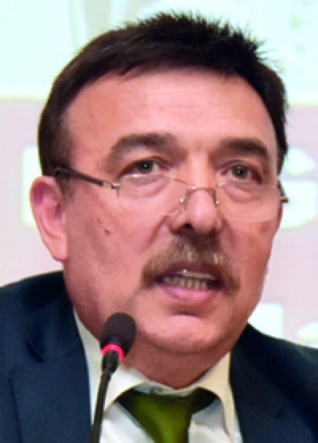 Sistem değişikliği tercih değil zaruret