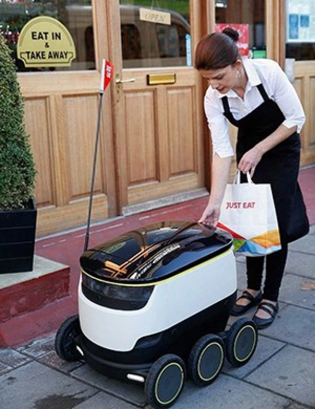 Siparişi artık robot getirecek