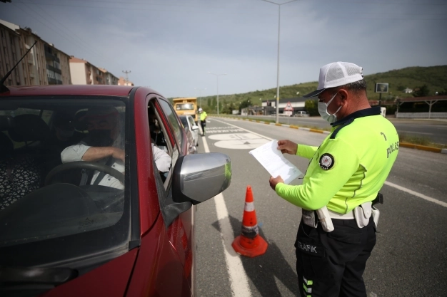 Çalışma İzni Görev Belgesi'nin geçerlilik süresi 7 Mayıs'a uzatıldı