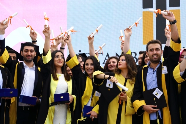 TİCARET 20. yılını kutluyor
