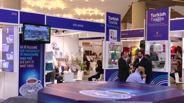 Aşılamayla fuarların kapısı açılıyor