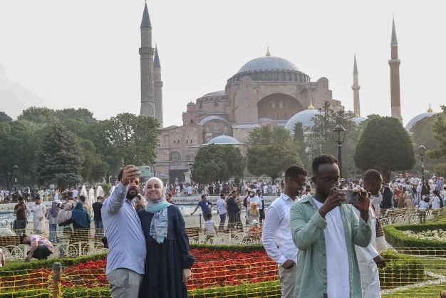 Geç geldiler çok harcadılar