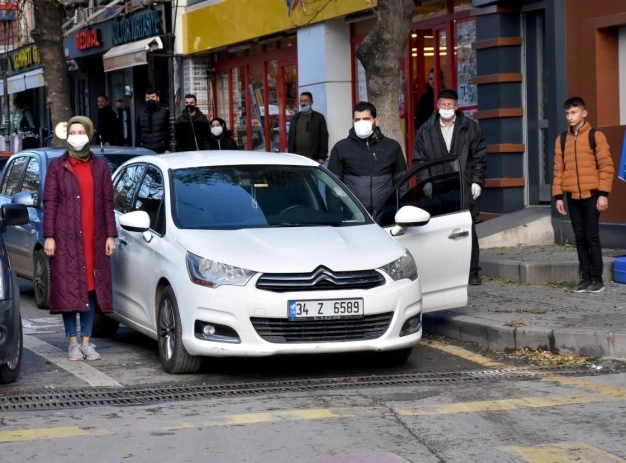 Saat 9'u 5 geçe hayat 1 dakika durdu