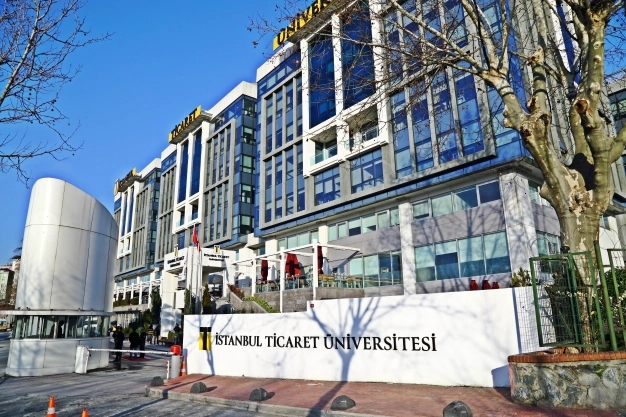 Career opportunities in postgraduate programs