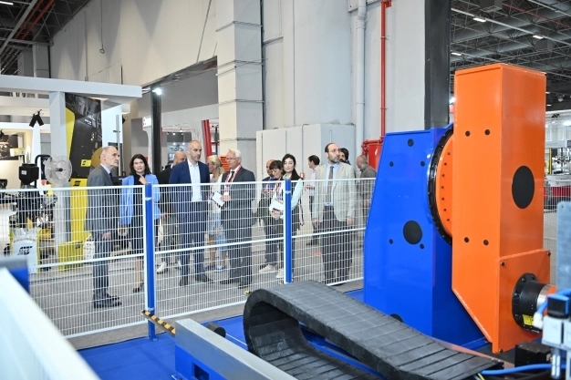 Güçlü ekonomi için makinadaki performans 2022’de artarak sürsün